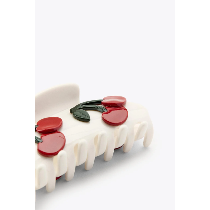 Заколка для волос с вишней