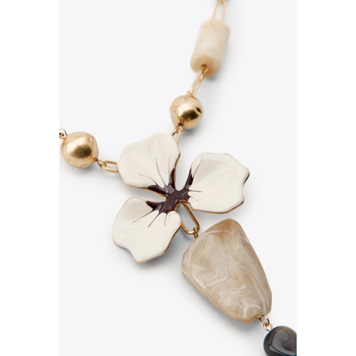 ОЖЕРЕЛЬЕ С КАМНЯМИ И ЦВЕТКОМ