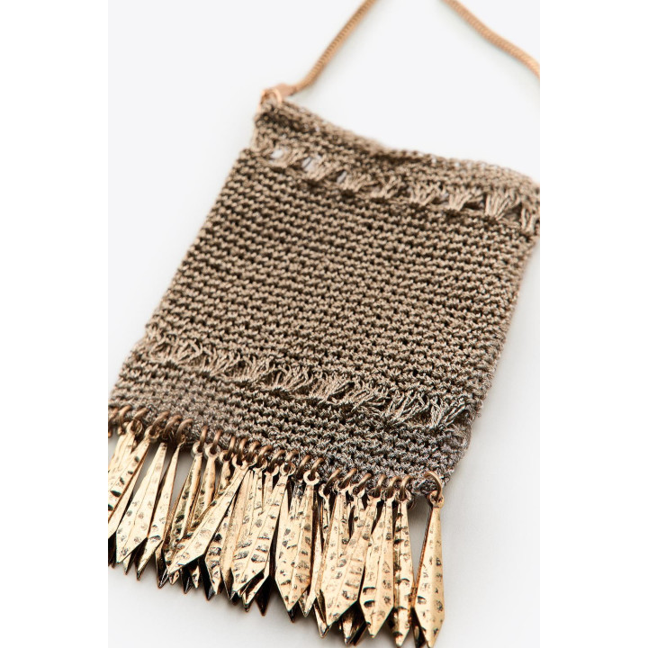 МИНИ-СУМКА ИЗ СЕТКИ С МЕТАЛЛИЧЕСКОЙ БАХРОМОЙ