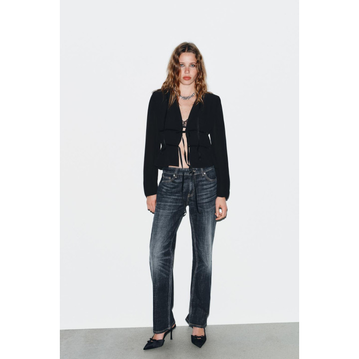 БЛУЗА ИЗ КРЕПА С БАРХАТНЫМИ БАНТАМИ