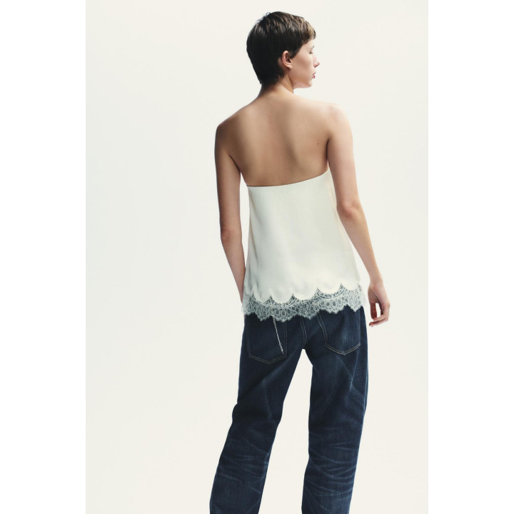 АТЛАСНЫЙ ТОП-БАНДО С КРУЖЕВОМ