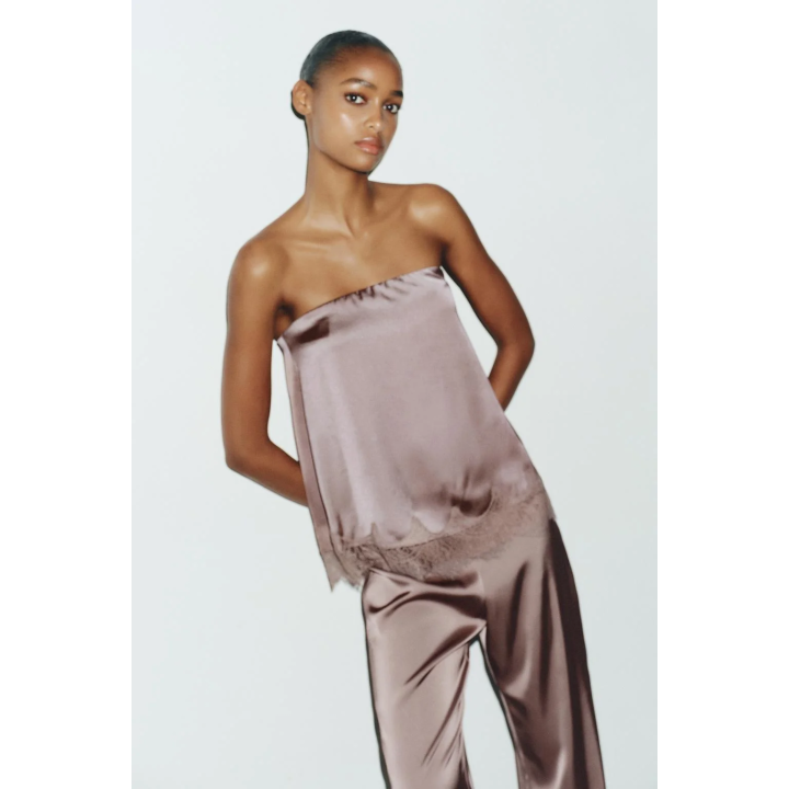 АТЛАСНЫЙ ТОП С КРУЖЕВОМ