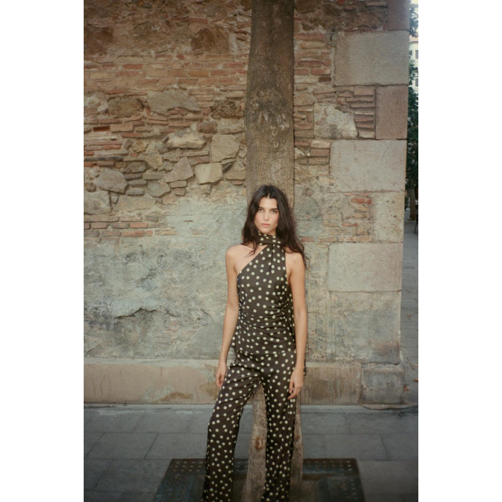 Топ из атласной ткани