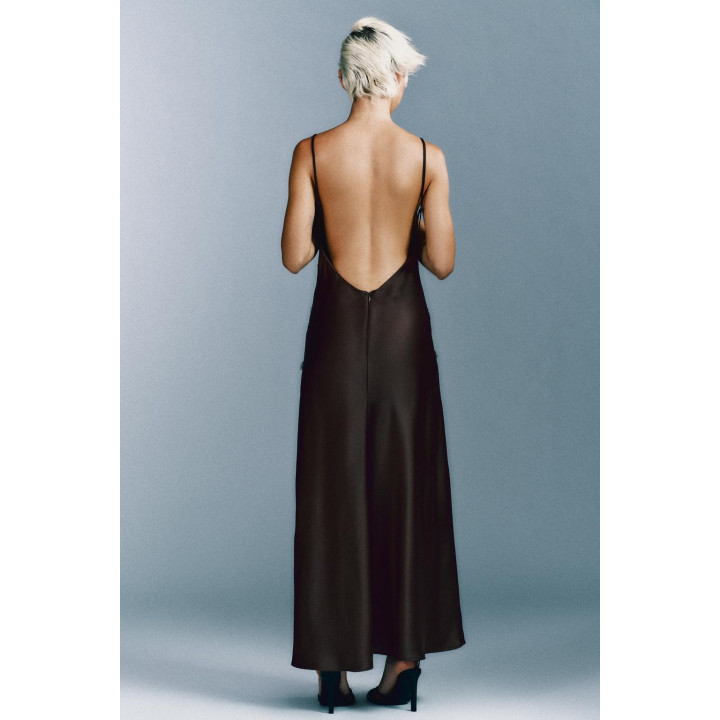 АТЛАСНОЕ ПЛАТЬЕ МИДИ С КРУЖЕВОМ