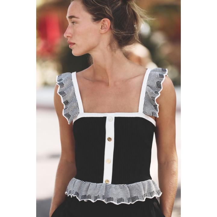 ТРИКОТАЖНЫЙ ТОП В РУБЧИК