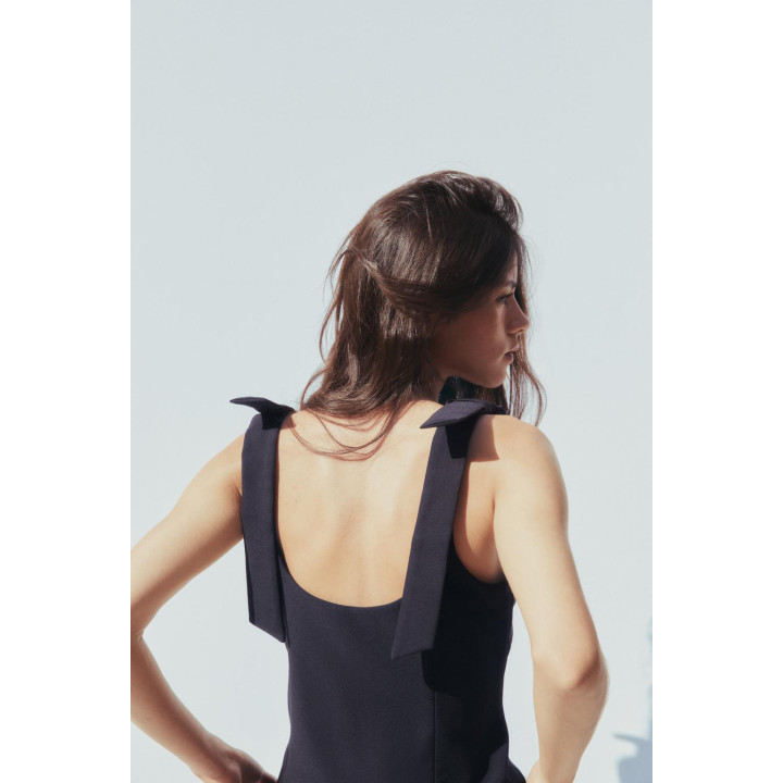 ТОП ИЗ ЭЛАСТИЧНОЙ ТАКНИ С БАНТАМИ