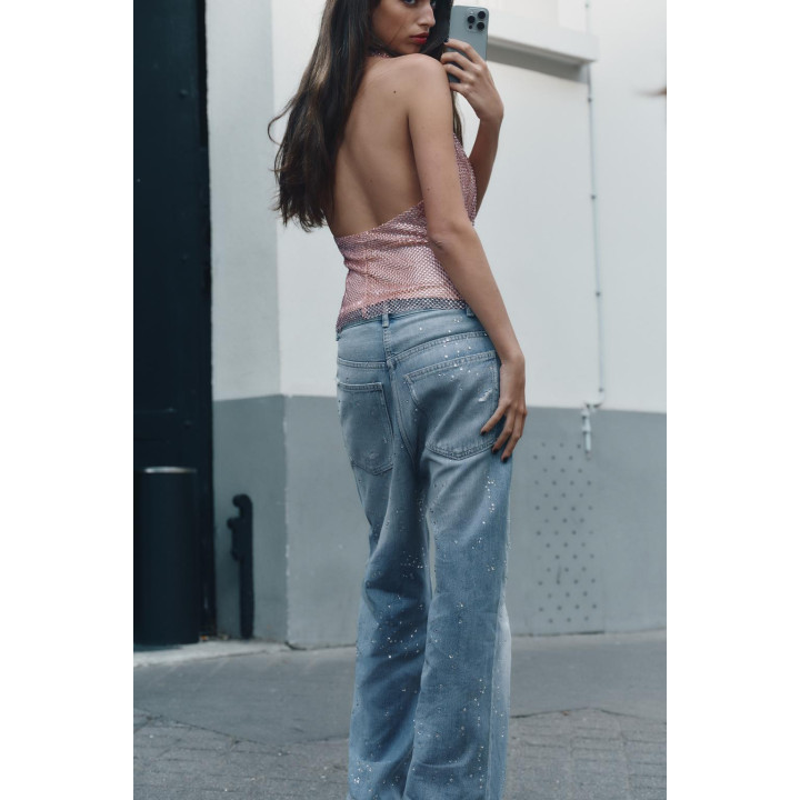 Топ на завязках красного цвета с блестками