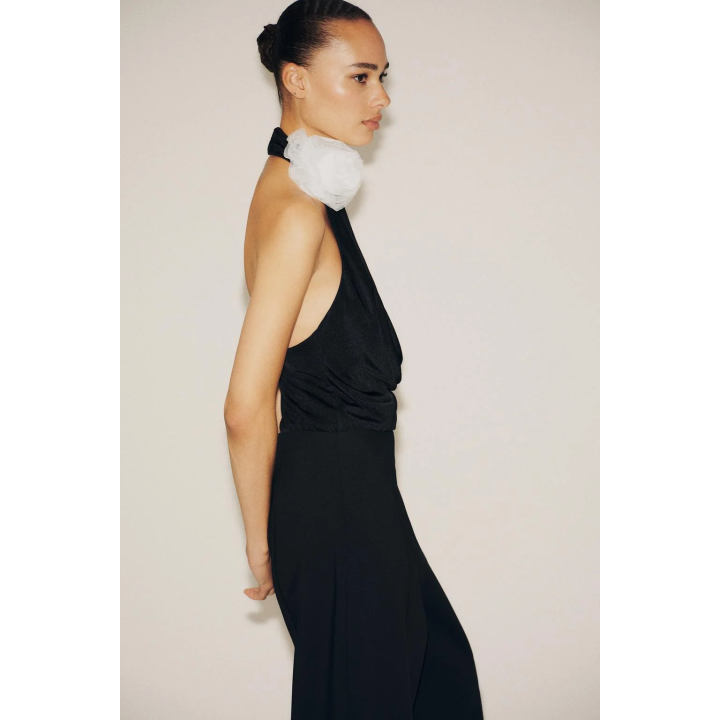 БОДИ ХАЛТЕР С РЕЛЬЕФНЫМ ЦВЕТКОМ