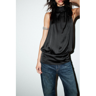 АТЛАСНЫЙ ТОП С ГОРЛОВИНОЙ ХАЛТЕР