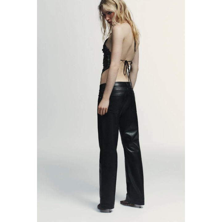 ТОП С ГОРЛОВИНОЙ ХАЛТЕР И ПАЙЕТКАМИ