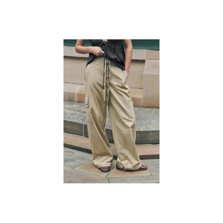 БРЮКИ КАРГО ОБЪЕМНОГО КРОЯ