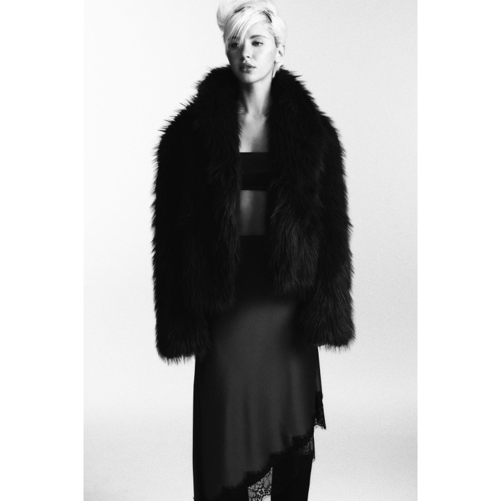 АТЛАСНАЯ ЮБКА С КРУЖЕВОМ