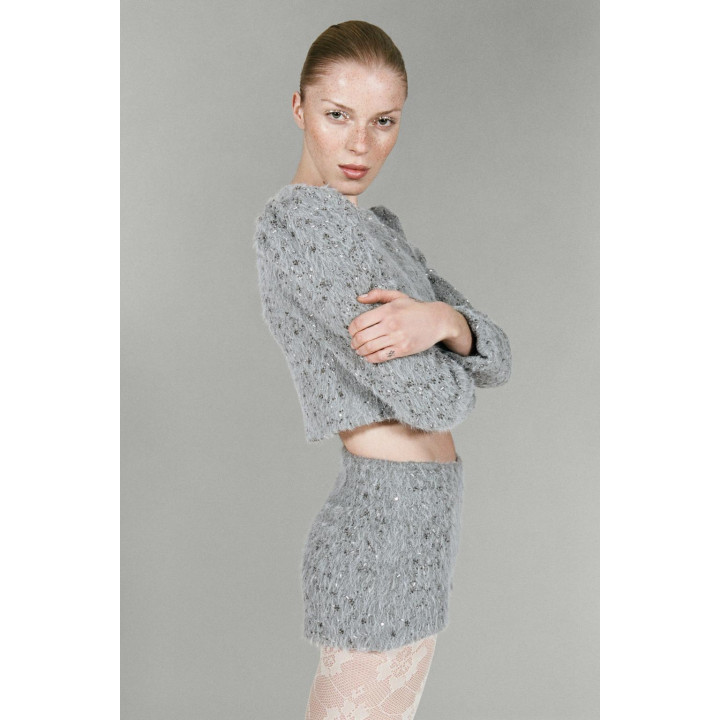 Шорты мини из искусственного меха с бисерными деталями