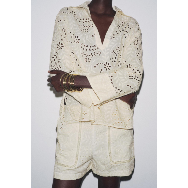 БЕРМУДЫ С ПЕРФОРИРОВАННОЙ ВЫШИВКОЙ — ZW COLLECTION