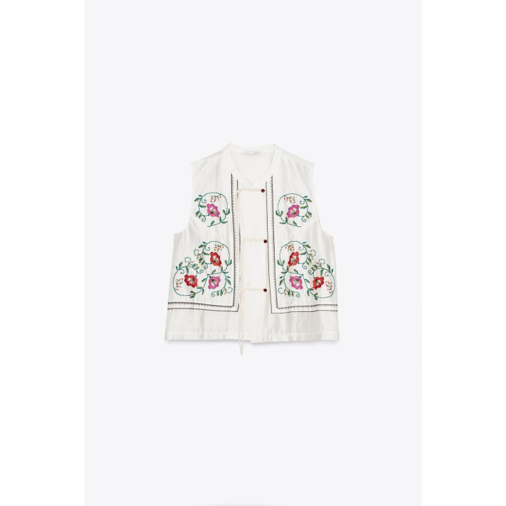 ТОП С ВЫШИВКОЙ «ЦВЕТЫ»