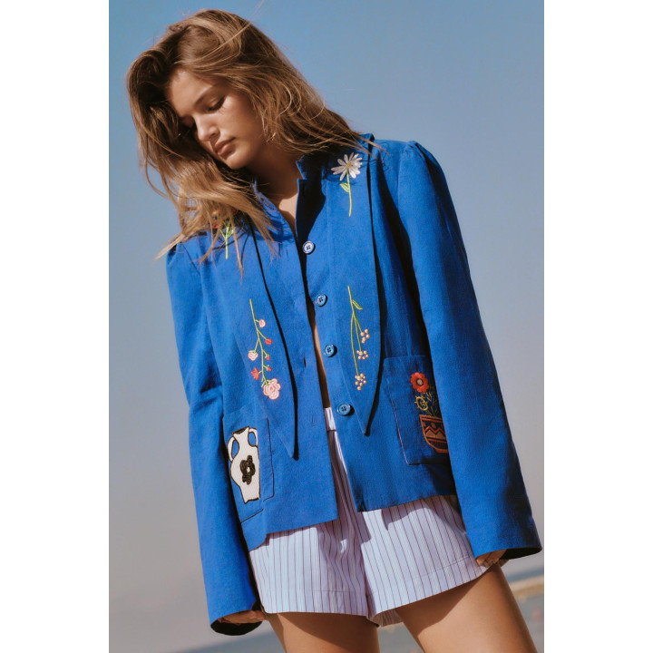 КУРТКА С ВЫШИВКОЙ