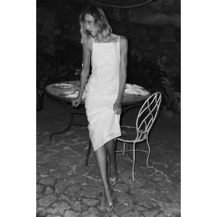 ПЛАТЬЕ С ВЫШИВКОЙ ИЗ ЛЬНА — ZW COLLECTION