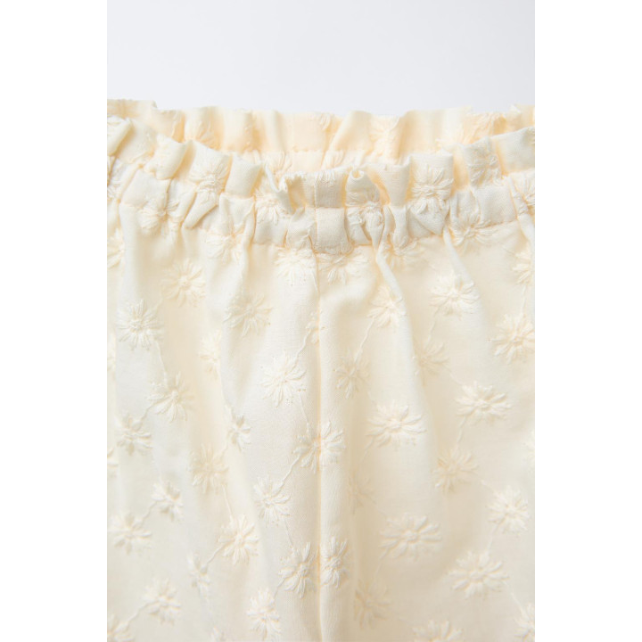 ПРЯМЫЕ БРЮКИ С ЦВЕТОЧНОЙ ВЫШИВКОЙ