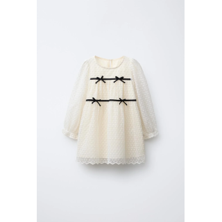 ПЛАТЬЕ ИЗ ТЮЛЯ С ВЫШИВКОЙ И БАНТАМИ