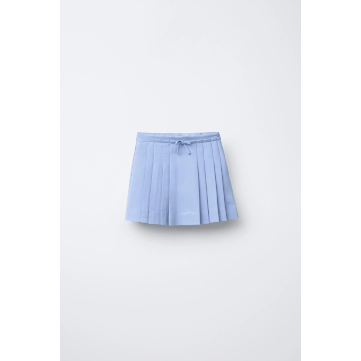 ЮБКА СТРУЯЩЕГОСЯ КРОЯ В СКЛАДКУ