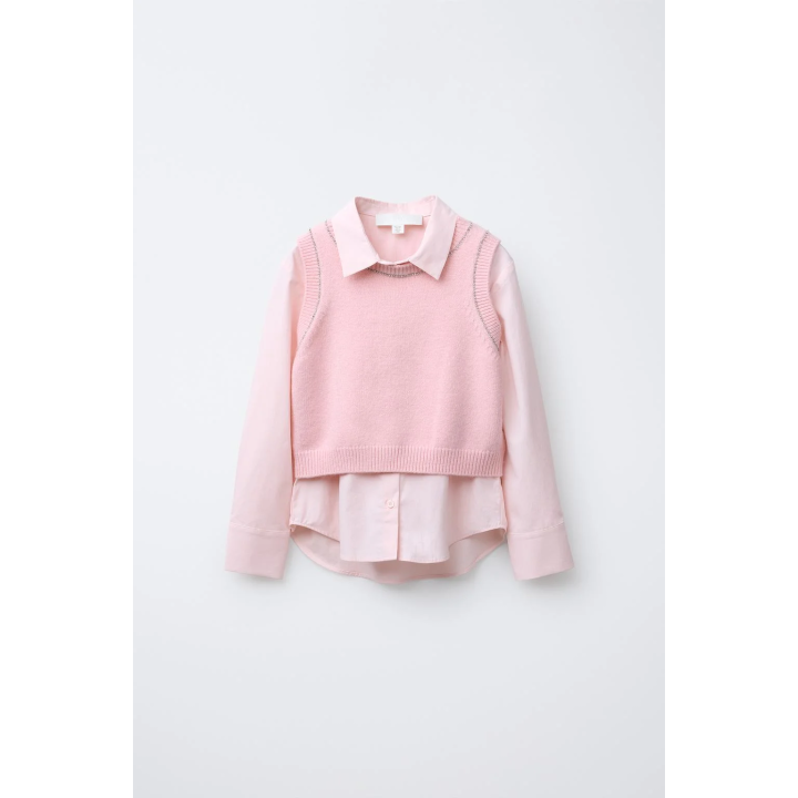 РУБАШКА ИЗ ПОПЛИНА С ЖИЛЕТОМ СО СТРАЗАМИ