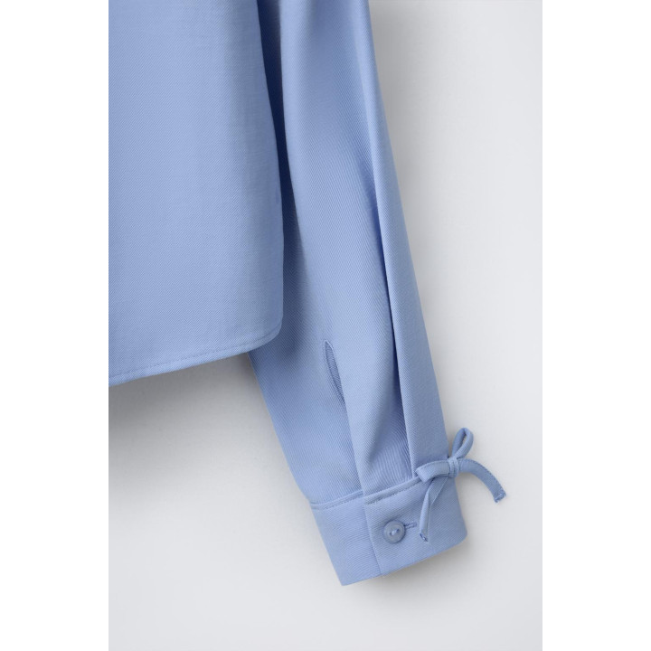 РУБАШКА СТРУЯЩЕГОСЯ КРОЯ С БАНТАМИ