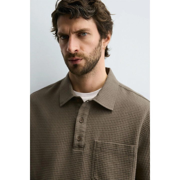 Поло с структурным узором