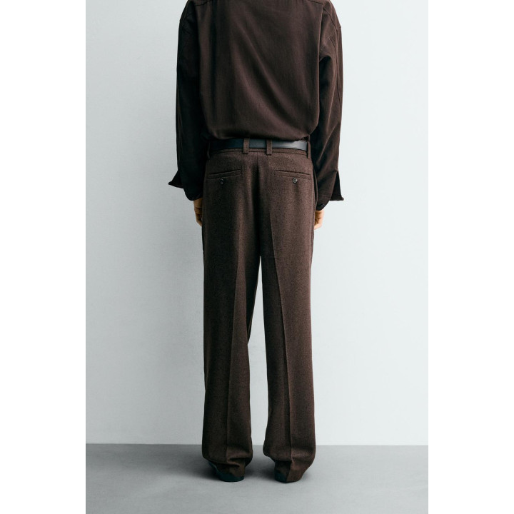 БРЮКИ С ЗАЩИПАМИ И ПУГОВИЦАМИ