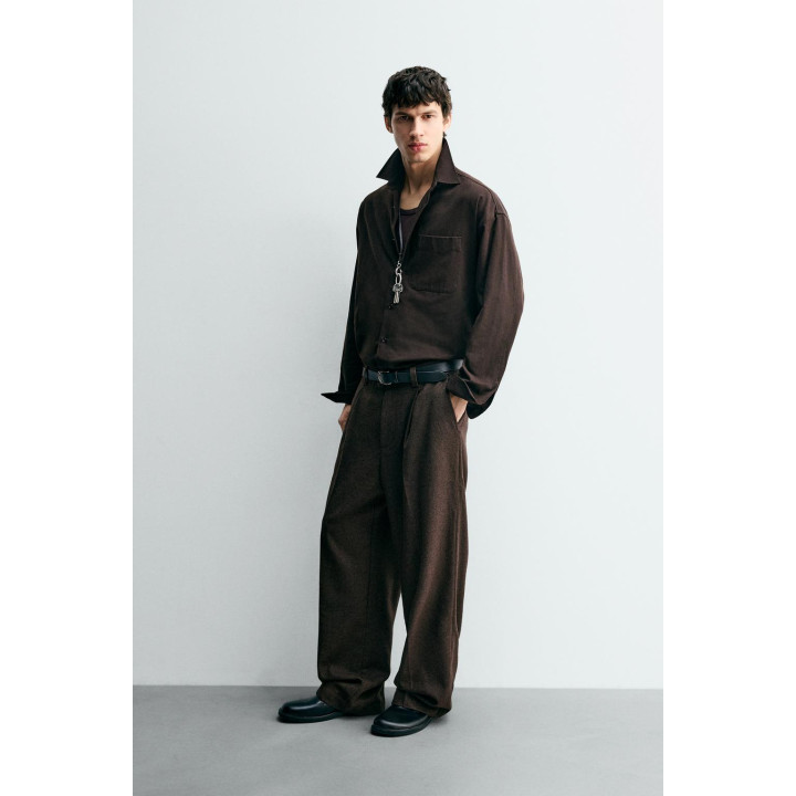 БРЮКИ С ЗАЩИПАМИ И ПУГОВИЦАМИ