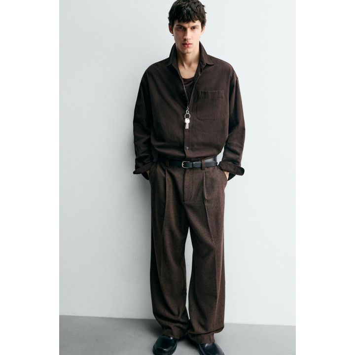 БРЮКИ С ЗАЩИПАМИ И ПУГОВИЦАМИ