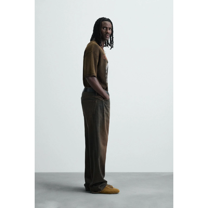 ТРИКОТАЖНАЯ ФУТБОЛКА С ПРИНТОМ И ЭФФЕКТОМ ПОТЕРТОСТИ