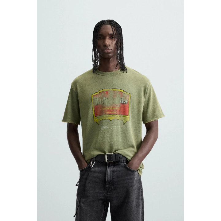 ТРИКОТАЖНАЯ ФУТБОЛКА С ПРИНТОМ И ЭФФЕКТОМ СТИРКИ