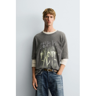 Трикотажная футболка в полоску с эффектом потертости