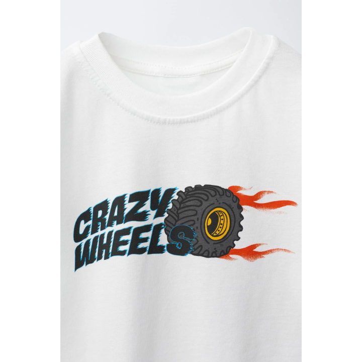 Футболка с принтом автомобиля