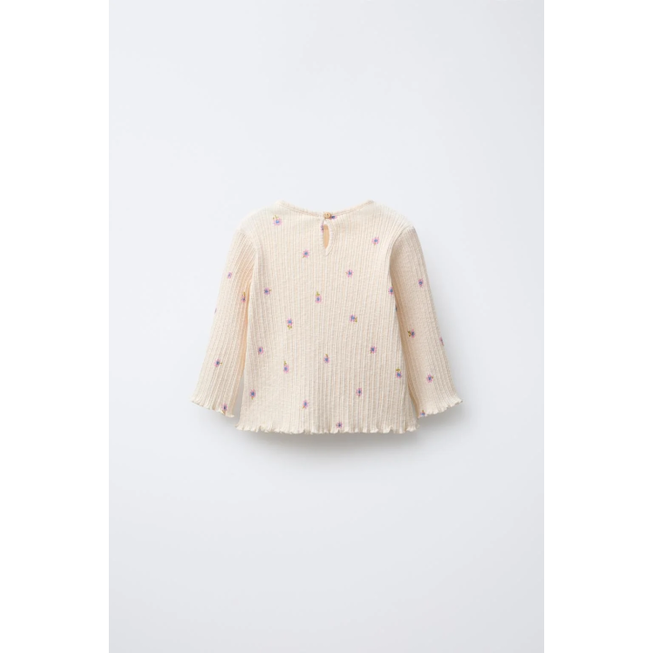 ФУТБОЛКА С ЦВЕТОЧНЫМ РЕЛЬЕФОМ