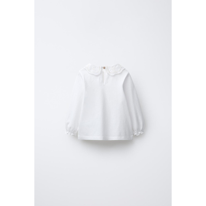 ФУТБОЛКА С ВЫШИВКОЙ НА ВОРОТНИКЕ