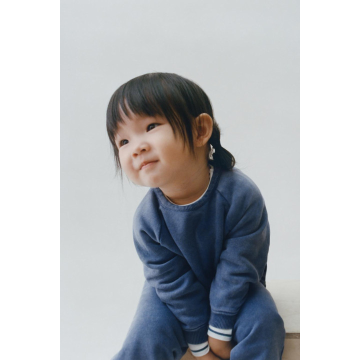 БРЮКИ-ДЖОГГЕРЫ С ЭФФЕКТОМ ПОТЕРТОСТИ