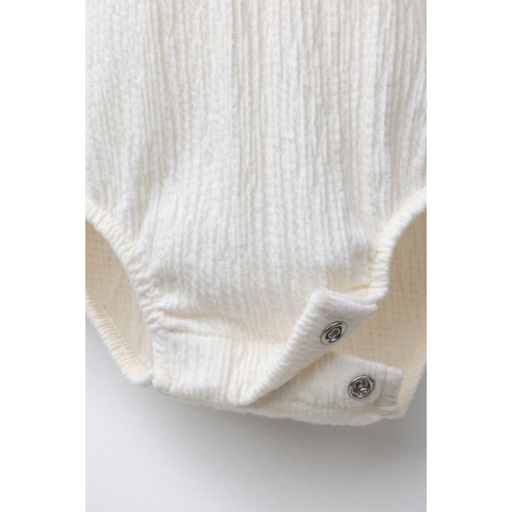 Боди с текстурным воротником