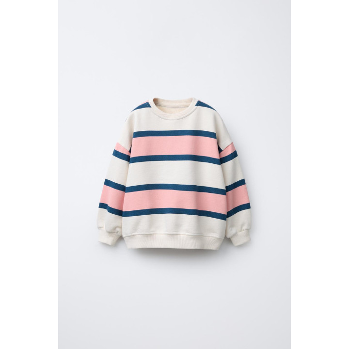 Полосатая толстовка