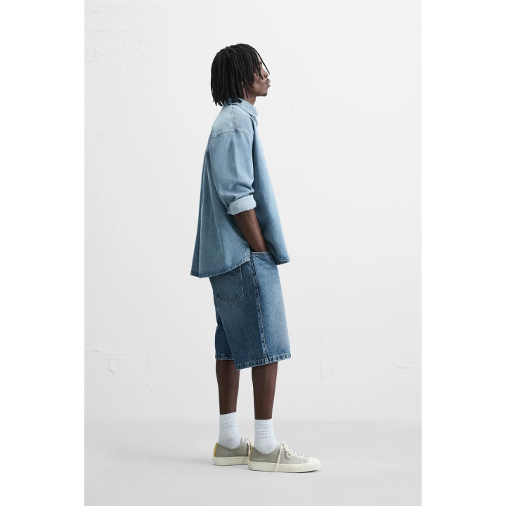 Денимовые бермуды свободного кроя