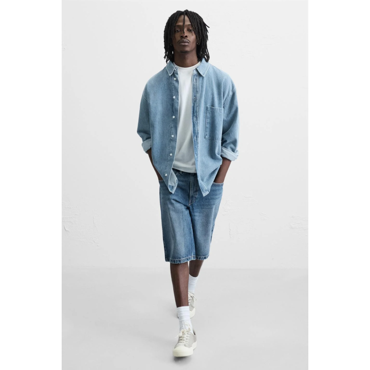 Денимовые бермуды свободного кроя