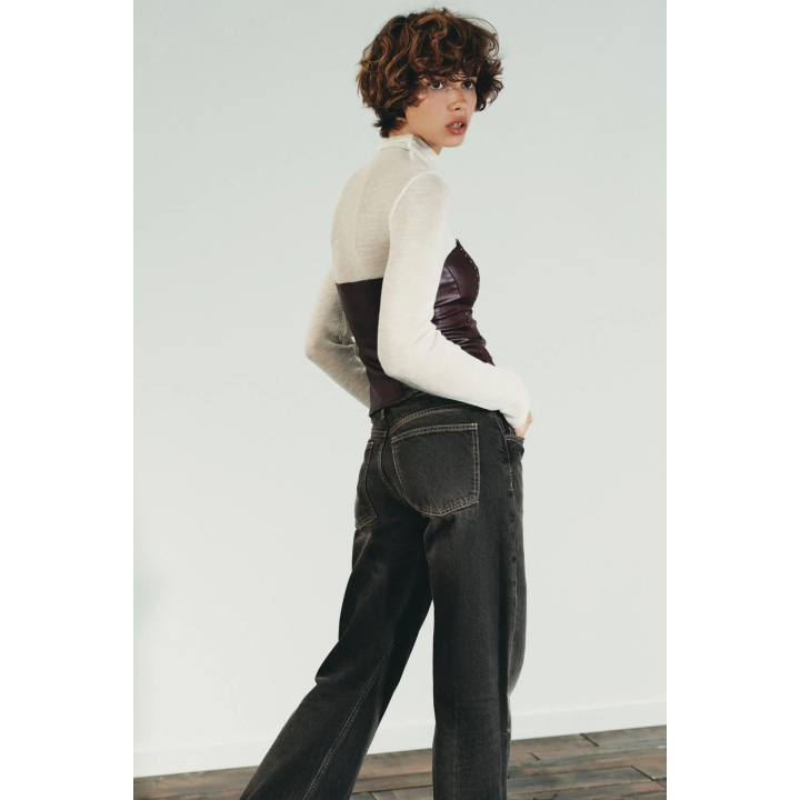 ТОП-БАНДО ИЗ ИСКУССТВЕННОЙ КОЖИ С ЗАКЛЕПКАМИ