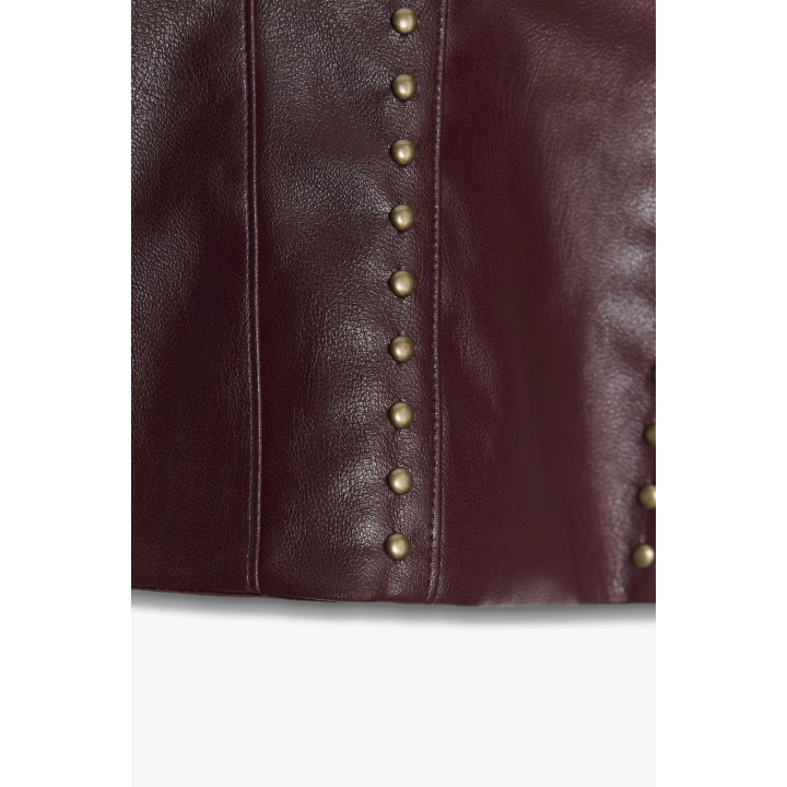 ТОП-БАНДО ИЗ ИСКУССТВЕННОЙ КОЖИ С ЗАКЛЕПКАМИ