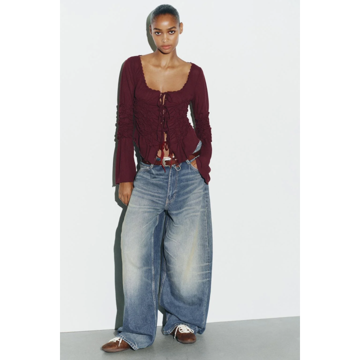 ТОП С ЗАВЯЗКАМИ И ЭЛАСТИЧНЫМИ СБОРКАМИ