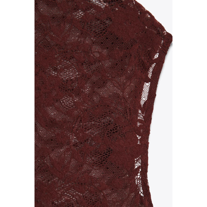 КРУЖЕВНОЙ ТОП