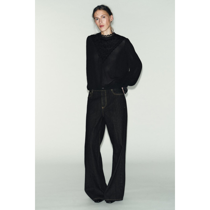 ТОП С ВЫШИВКОЙ И ДЛИННЫМИ РУКАВАМИ