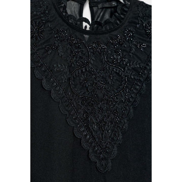 ТОП С ВЫШИВКОЙ И ДЛИННЫМИ РУКАВАМИ