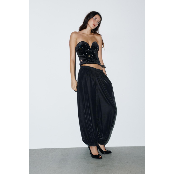 БАРХАТНЫЙ ТОП С БЛЕСТКАМИ