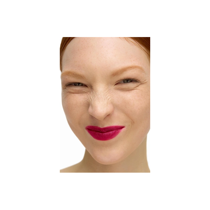 LIQUID LIPSTICK - SPARKLE PRESS ON LIPS