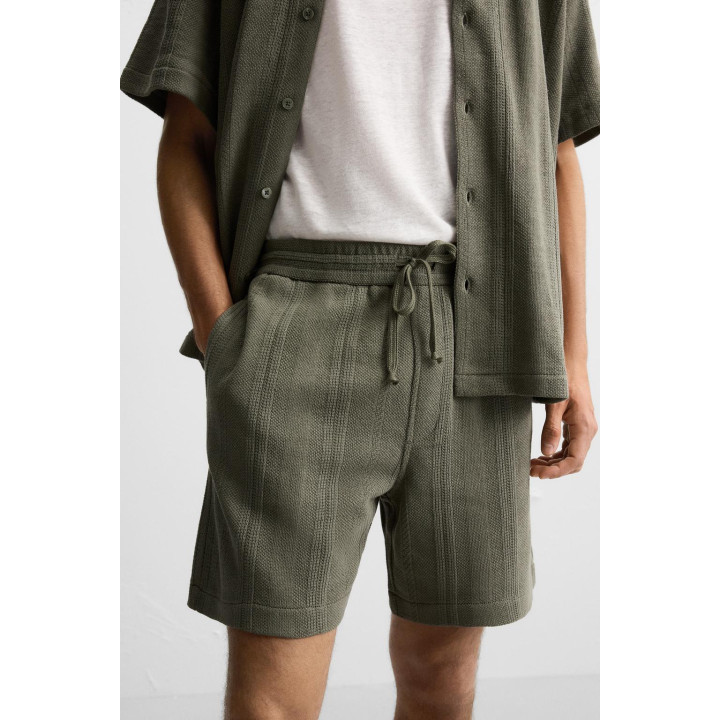 ШОРТЫ ИЗ ЖАККАРДОВОЙ ТКАНИ